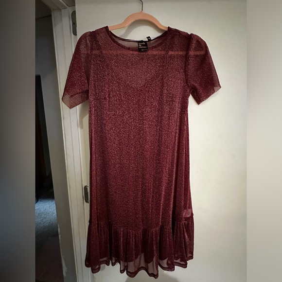 Burgundy sparkle part dress - Picture 1 of 2